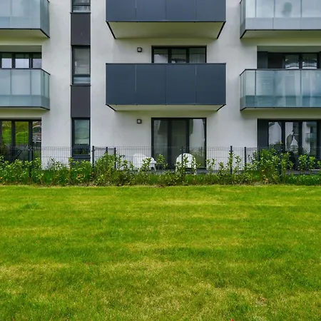 Peaceful W Terrace