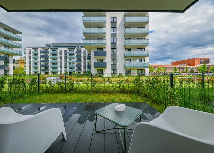 Peaceful W Terrace Apartment